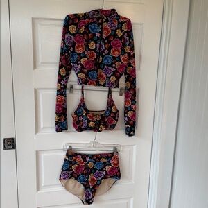 Mott50 Floral 3 piece  UPF50 Swimwear small